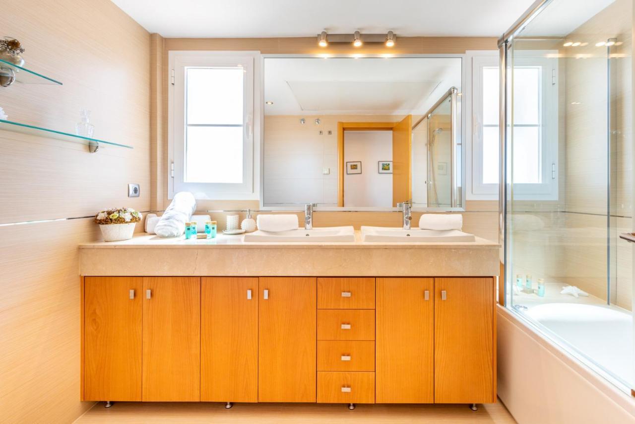 Venus Malaga Apartamento De Lujo Рінкон-де-ла-Вікторія Екстер'єр фото