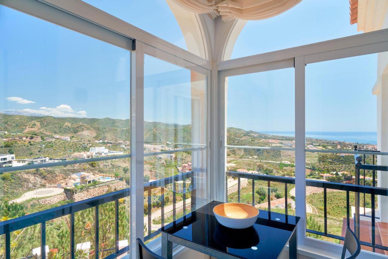 Venus Malaga Apartamento De Lujo Рінкон-де-ла-Вікторія Екстер'єр фото